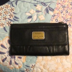 Fossil wallet